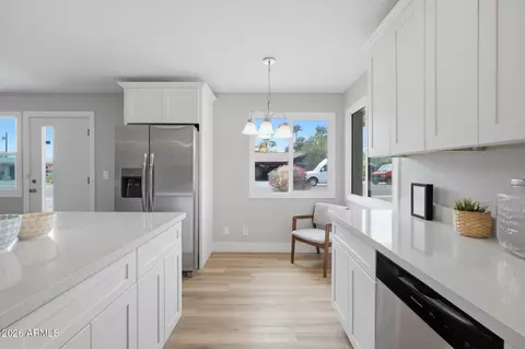 Kitchen - 2308 E Delgado St, Phoenix, AZ 85022 photo 4 of 5