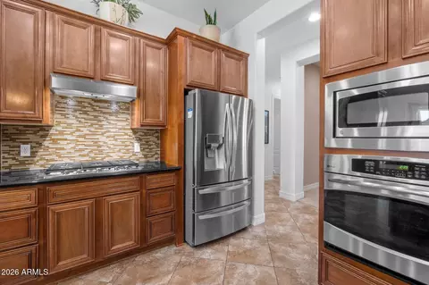 Kitchen - 3105 E Claxton Ct, Gilbert, AZ 85297 photo 4 of 4