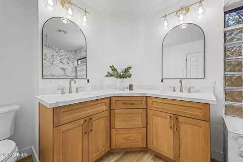 Bath - 490 E San Remo Ave, Gilbert, AZ 85234 photo 1 of 3