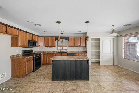 Kitchen - 44865 W Applegate Rd, Maricopa, AZ 85139 photo 1 of 2