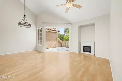 1633 E Lakeside Dr #135, Gilbert, AZ 85234 photo 2