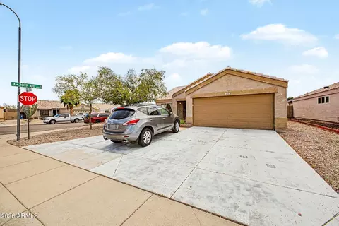 2046 S Rennick Dr, Apache Junction, AZ 85120 photo 3