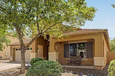 Exterior - 2835 E Quiet Hollow Ln, Phoenix, AZ 85024 photo 2 of 9