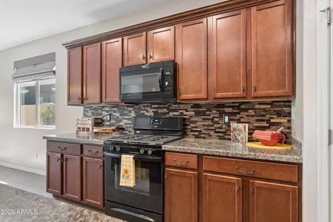 Kitchen - 10320 E Tahoe Ave, Mesa, AZ 85212 photo 2 of 6