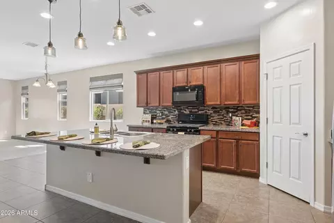 Kitchen - 10320 E Tahoe Ave, Mesa, AZ 85212 photo 1 of 6