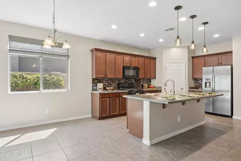 Kitchen - 10320 E Tahoe Ave, Mesa, AZ 85212 photo 3 of 6
