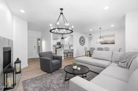 19700 N 76th St #1119, Scottsdale, AZ 85255