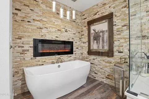 Bath - 9526 W Coyote Dr, Strawberry, AZ 85544 photo 2 of 5