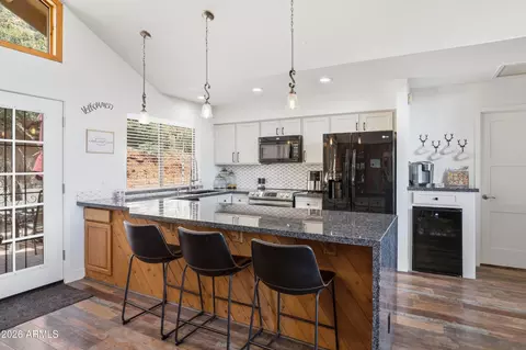 Kitchen - 9526 W Coyote Dr, Strawberry, AZ 85544 photo 3 of 3