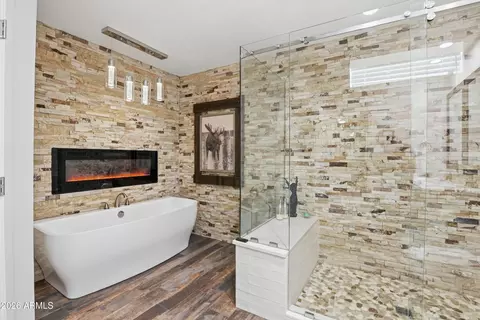 Bath - 9526 W Coyote Dr, Strawberry, AZ 85544 photo 1 of 5