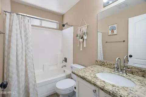Bath - 1351 E Libby St, Phoenix, AZ 85022 photo 1 of 3