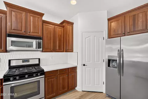 Kitchen - 2925 E Andre Ave, Gilbert, AZ 85298 photo 3 of 3