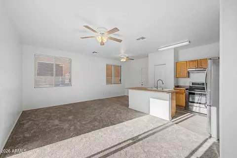 Living - 1454 E Sheraton Ln, Phoenix, AZ 85040 photo 5 of 5