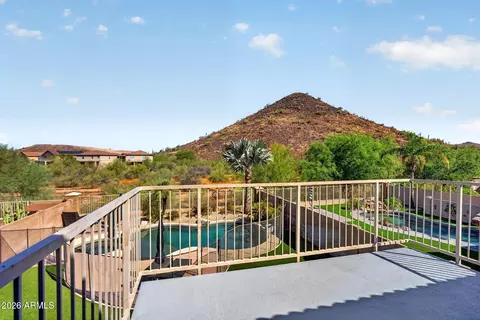 Exterior - 1832 E Parkside Ln, Phoenix, AZ 85024 photo 4 of 8