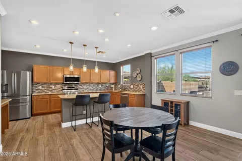 Kitchen - 1832 E Parkside Ln, Phoenix, AZ 85024 photo 4 of 4