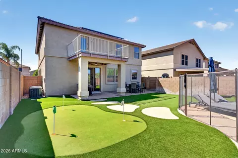 Exterior - 1832 E Parkside Ln, Phoenix, AZ 85024 photo 5 of 8