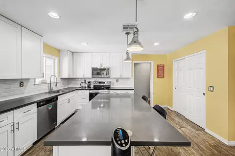 Kitchen - 6442 E Princess Dr, Mesa, AZ 85205 photo 3 of 5