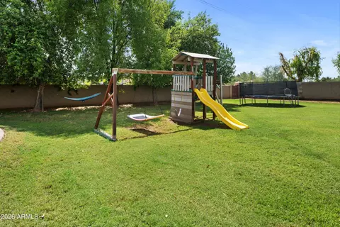 Exterior - 241 S Equestrian Ct, Gilbert, AZ 85296 photo 6 of 12