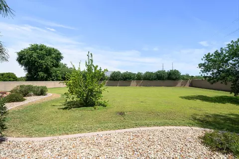 Exterior - 241 S Equestrian Ct, Gilbert, AZ 85296 photo 9 of 12