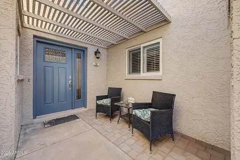 Exterior - 1121 E Cochise Dr, Phoenix, AZ 85020 photo 2 of 14