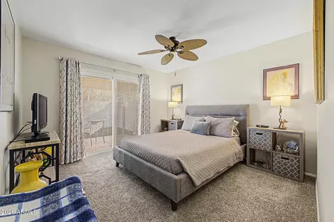 Bedroom - 1121 E Cochise Dr, Phoenix, AZ 85020 photo 1 of 3