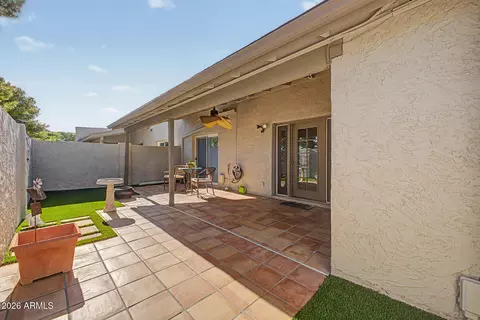 Exterior - 1121 E Cochise Dr, Phoenix, AZ 85020 photo 6 of 14