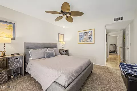 Bedroom - 1121 E Cochise Dr, Phoenix, AZ 85020 photo 3 of 3