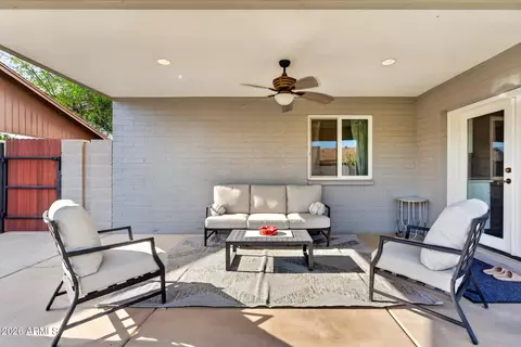 Exterior - 15 E Angela Dr, Phoenix, AZ 85022 photo 3 of 8