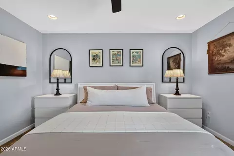 Bedroom - 15 E Angela Dr, Phoenix, AZ 85022 photo 4 of 5