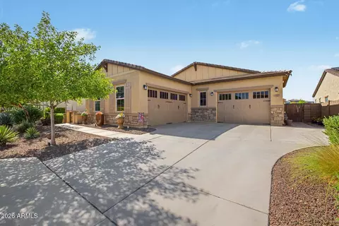 17232 W Echo Ln, Waddell, AZ 85355