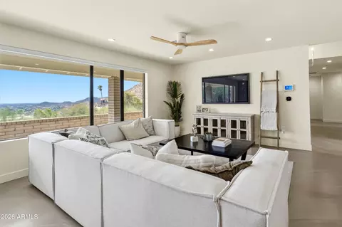 Living - 1856 E Cinnabar Ave, Phoenix, AZ 85020 photo 2 of 2