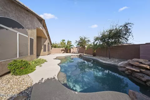 Exterior - 4315 E Redwood Ln, Phoenix, AZ 85048 photo 2 of 4