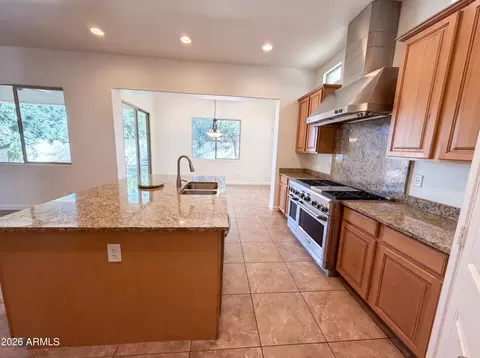 Kitchen - 701 E Charlevoix Ave, Gilbert, AZ 85297 photo 6 of 7