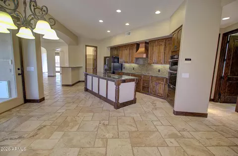 Kitchen - 284 S 162nd St, Gilbert, AZ 85296 photo 2 of 4