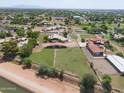 View/Area - 284 S 162nd St, Gilbert, AZ 85296 photo 3 of 8
