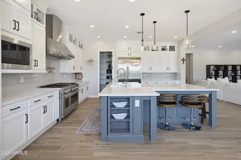 Kitchen - 2515 E Thornton Ct, Gilbert, AZ 85297 photo 1 of 3