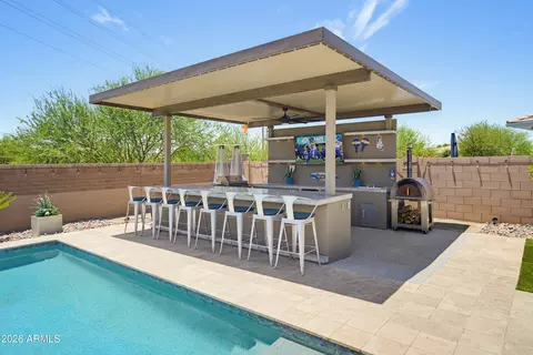 Exterior - 2515 E Thornton Ct, Gilbert, AZ 85297 photo 3 of 5