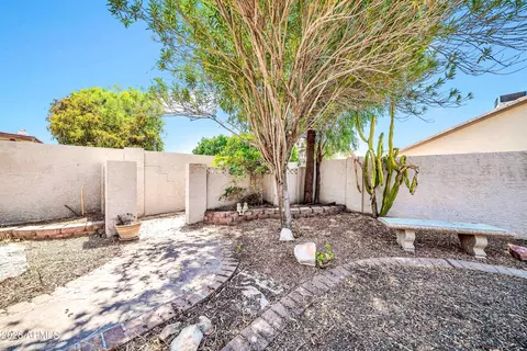Exterior - 4303 E Angela Dr, Phoenix, AZ 85032 photo 5 of 16