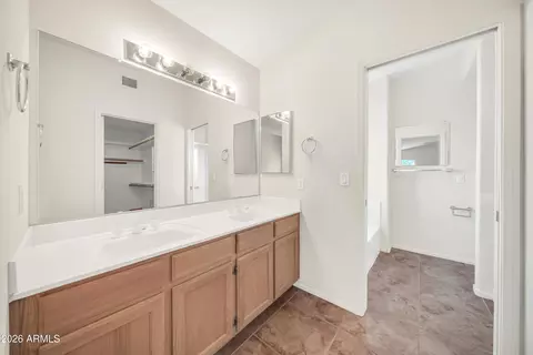 Bath - 4303 E Angela Dr, Phoenix, AZ 85032 photo 1 of 4