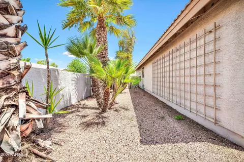 Exterior - 4303 E Angela Dr, Phoenix, AZ 85032 photo 10 of 16