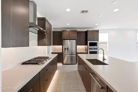 Kitchen - 10252 E Utah Ave, Mesa, AZ 85212 photo 1 of 4