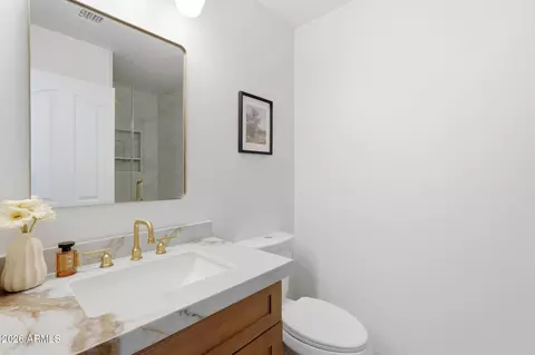 Bath - 2533 E Stottler Dr, Gilbert, AZ 85296 photo 1 of 7