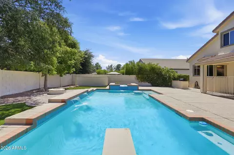 Exterior - 2533 E Stottler Dr, Gilbert, AZ 85296 photo 4 of 7