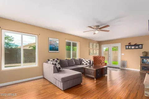 Living - 3601 E Rosemonte Dr, Phoenix, AZ 85050 photo 1 of 3