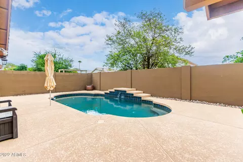 Exterior - 3601 E Rosemonte Dr, Phoenix, AZ 85050 photo 6 of 8