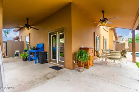 Exterior - 3601 E Rosemonte Dr, Phoenix, AZ 85050 photo 3 of 8