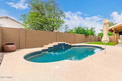 Exterior - 3601 E Rosemonte Dr, Phoenix, AZ 85050 photo 7 of 8