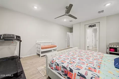 Bedroom - 5550 N 107th Ln, Phoenix, AZ 85037 photo 1 of 7