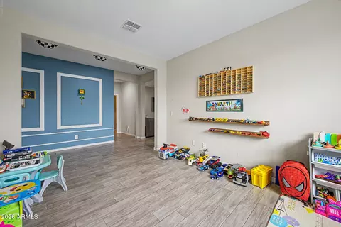 Entry Way - 5550 N 107th Ln, Phoenix, AZ 85037 photo 2 of 3
