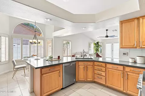 Kitchen - 2540 E Sagebrush St, Gilbert, AZ 85296 photo 3 of 3